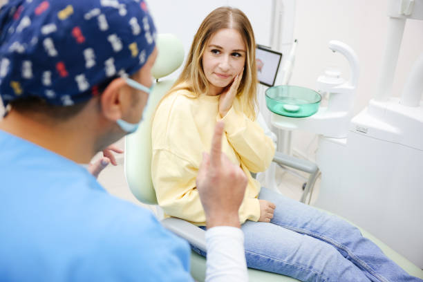 Best Cracked Tooth Emergency Dentist [placeholder7] in Trumbull Center, CT